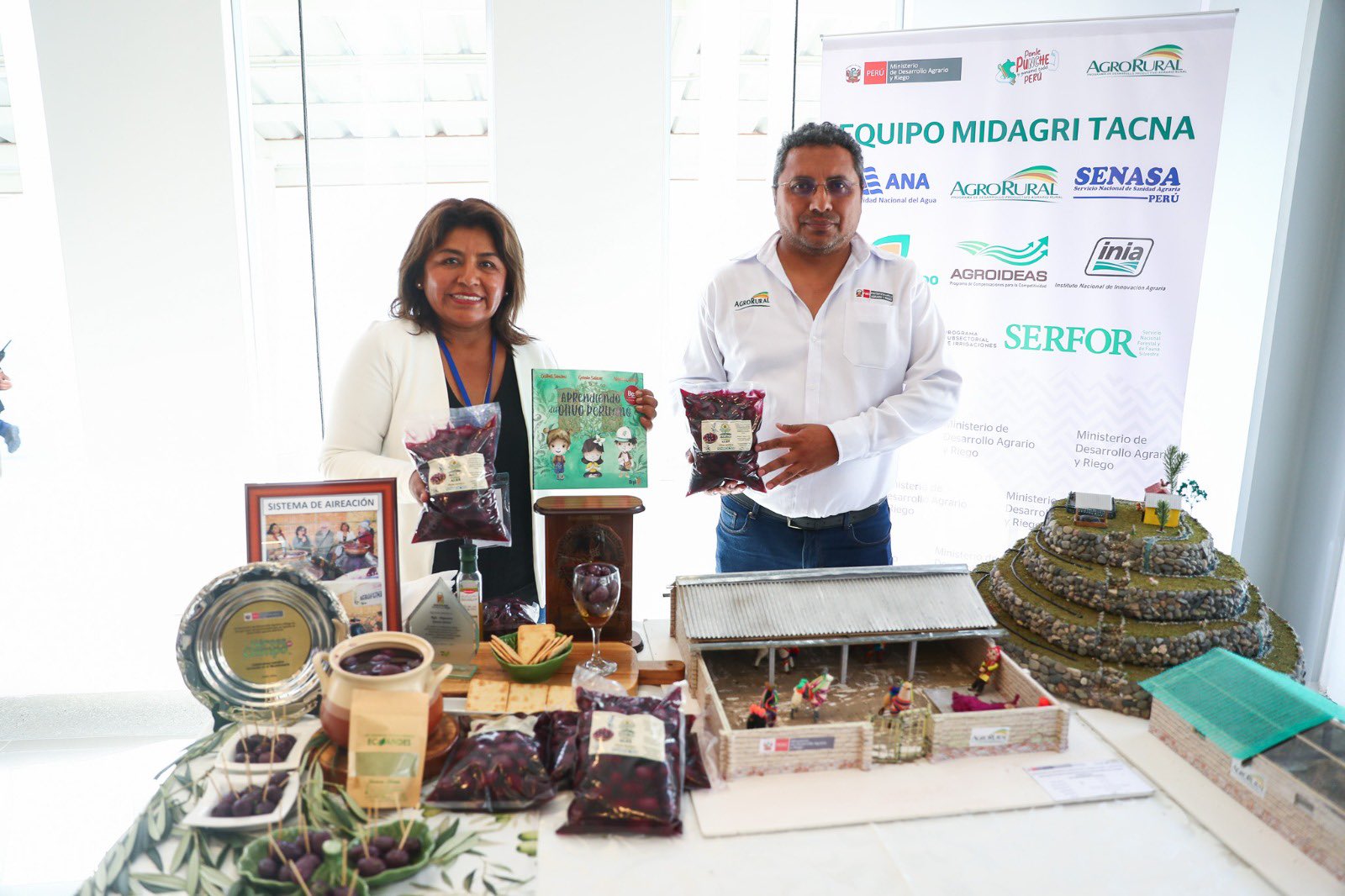 Firma alianza entre el MIDAGRI, Ministerio de Vivienda y GORE Tacna para desarrollo de megaproyecto hidráulico Embalse Cardos