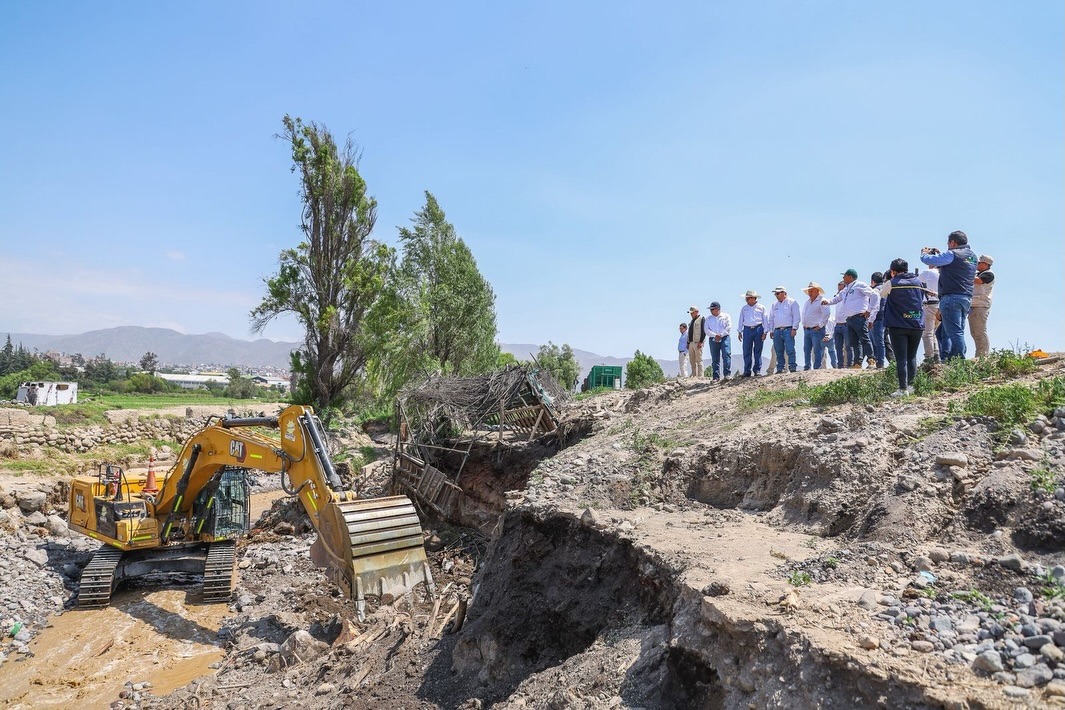 Gobierno continúa articulando acciones a favor de la población y productores afectados en Arequipa