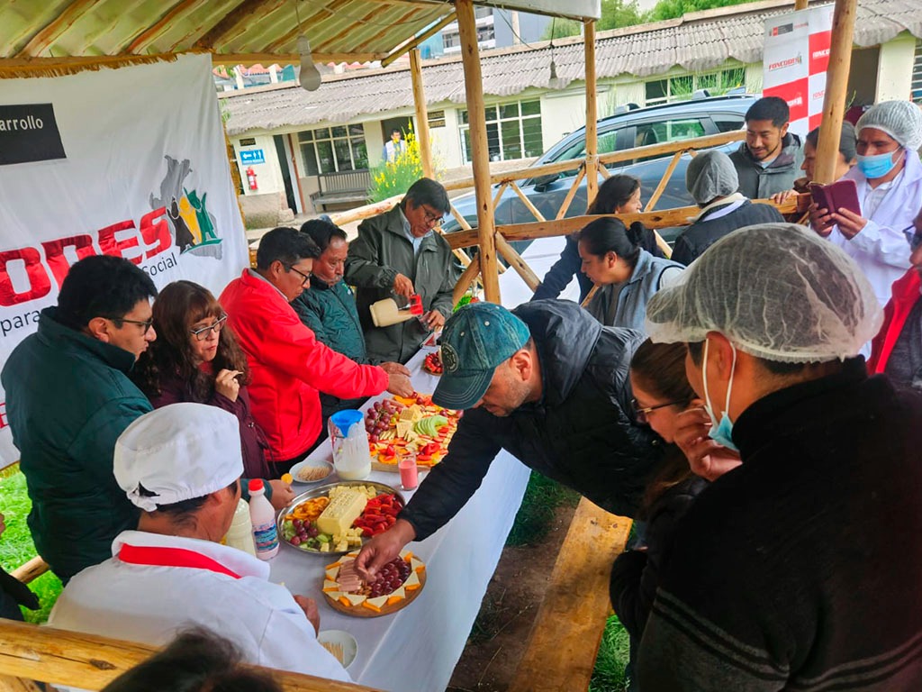 Cusco: emprendimientos de Haku Wiñay de Acomayo, Paruro y Quispicanchi en “Segunda Tabla del Queso Regional”