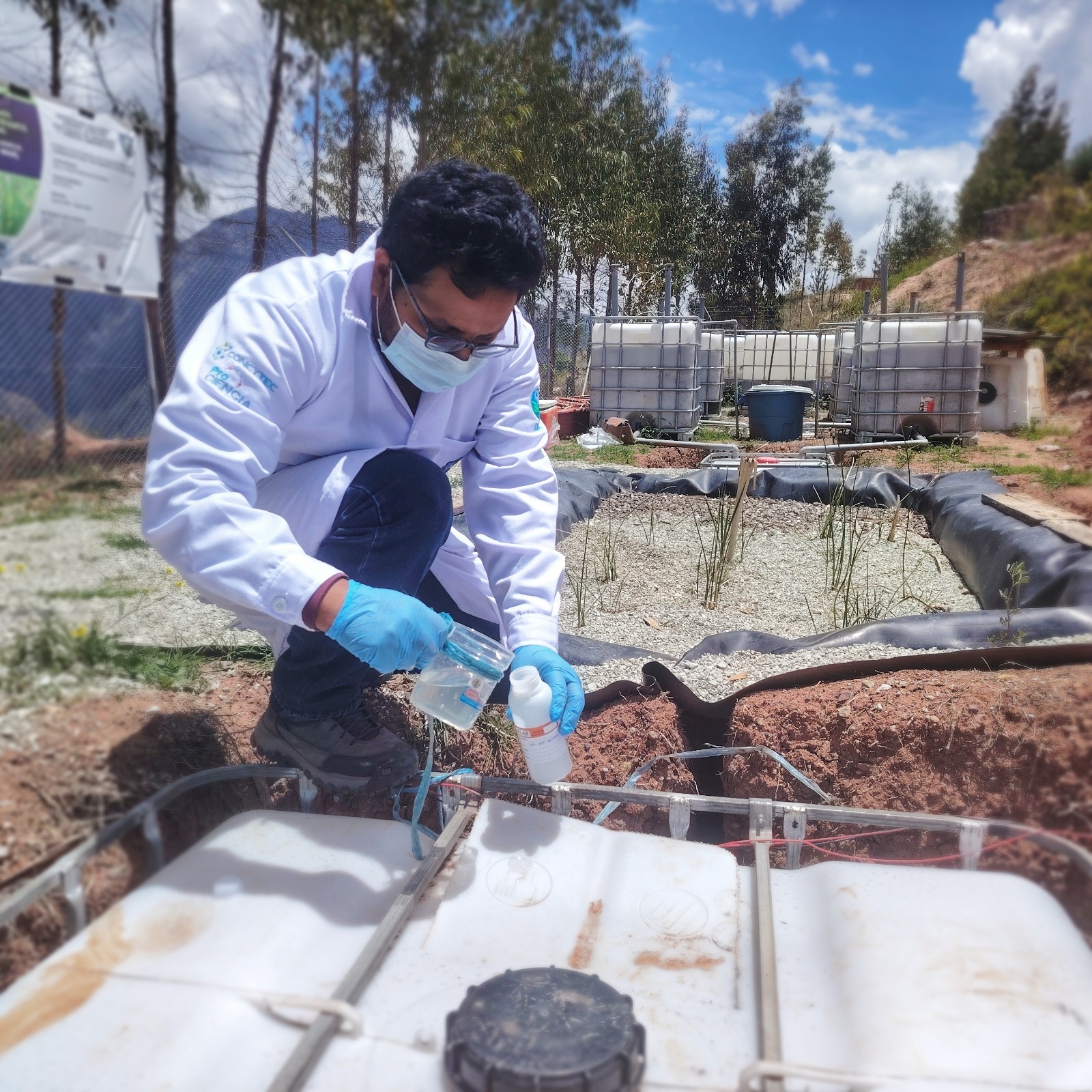 UNALM: Investigador desarrolla un sistema de humedal híbrido para tratar lixiviados del relleno sanitario de Urubamba (Cusco)