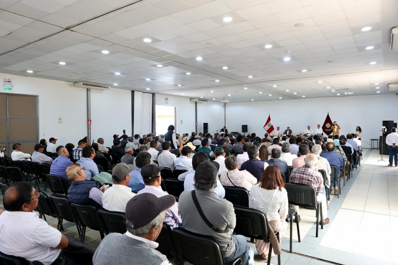 Usuarios de agua dan ultimátum al Gobierno y advierten paro agrario si no atienden demandas