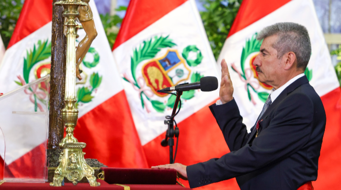 Rogers Valencia asume el liderazgo del Mincetur con el reto de fortalecer el turismo y dinamizar las exportaciones peruanas