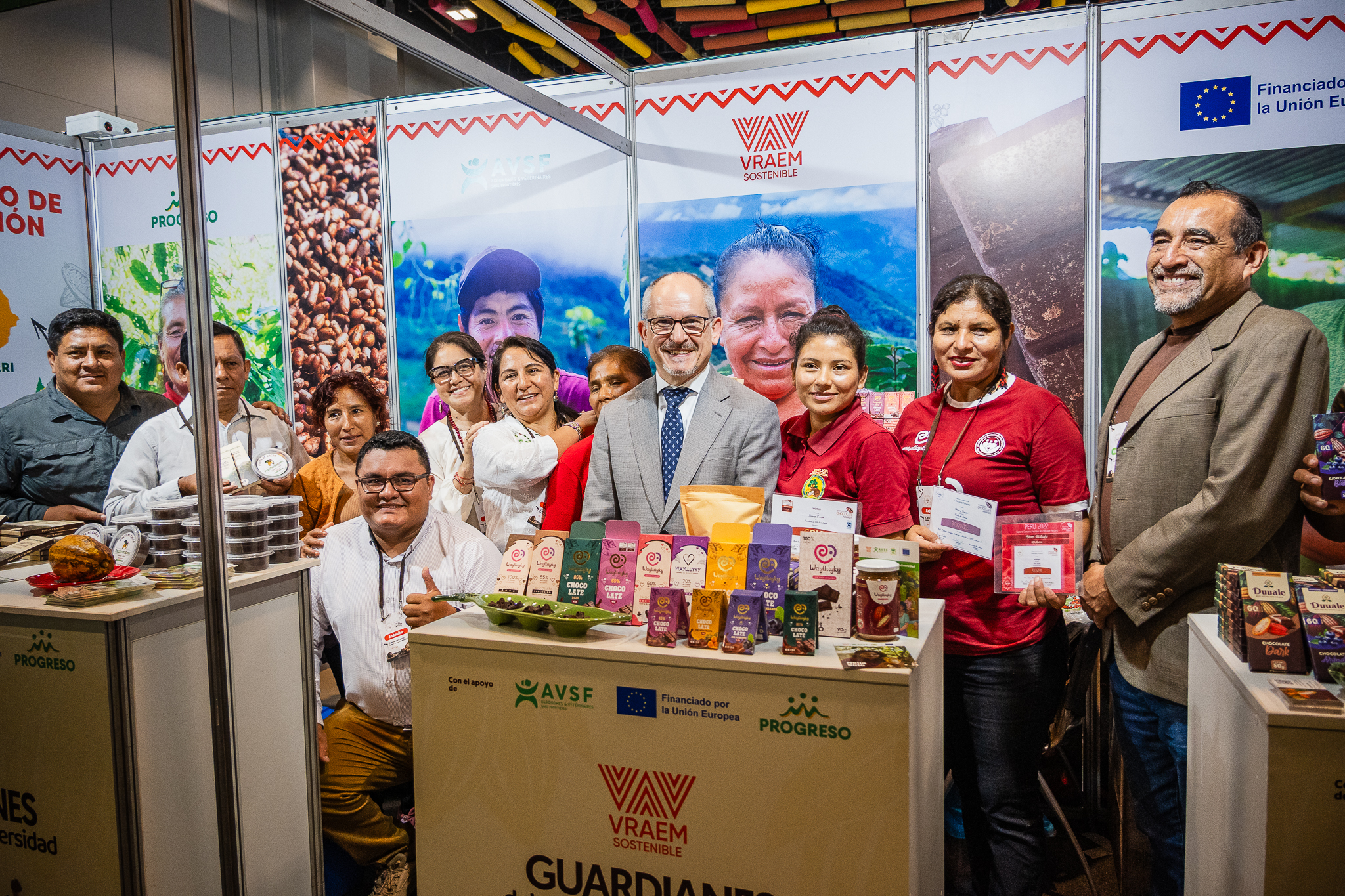 XVII Salón del Cacao y Chocolate 2026: Productores del VRAEM sustituyen hoja de coca por cacao sostenible