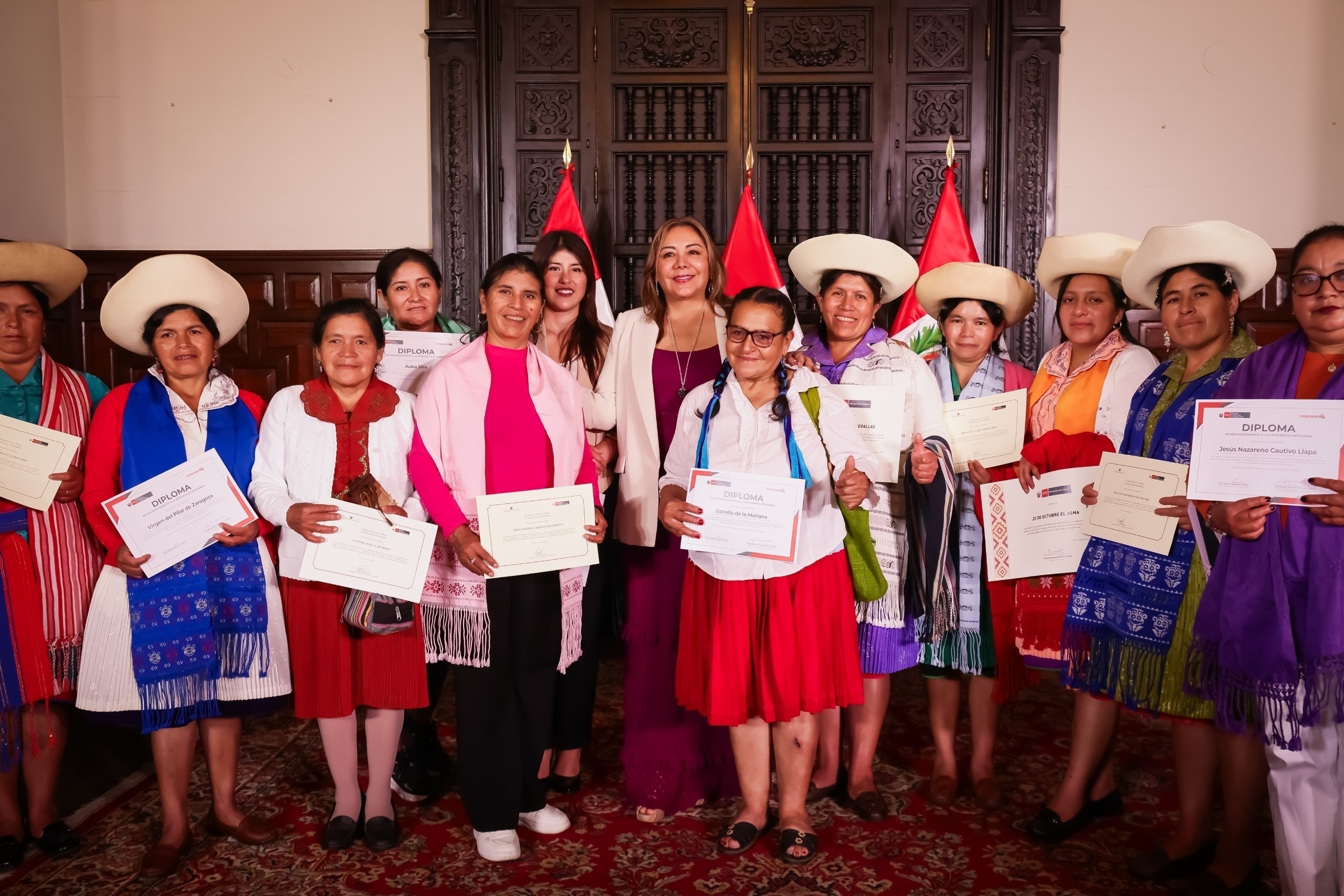 Midis capacitará a artesanas del tejido ancestral en qallwa para fortalecer sus emprendimientos
