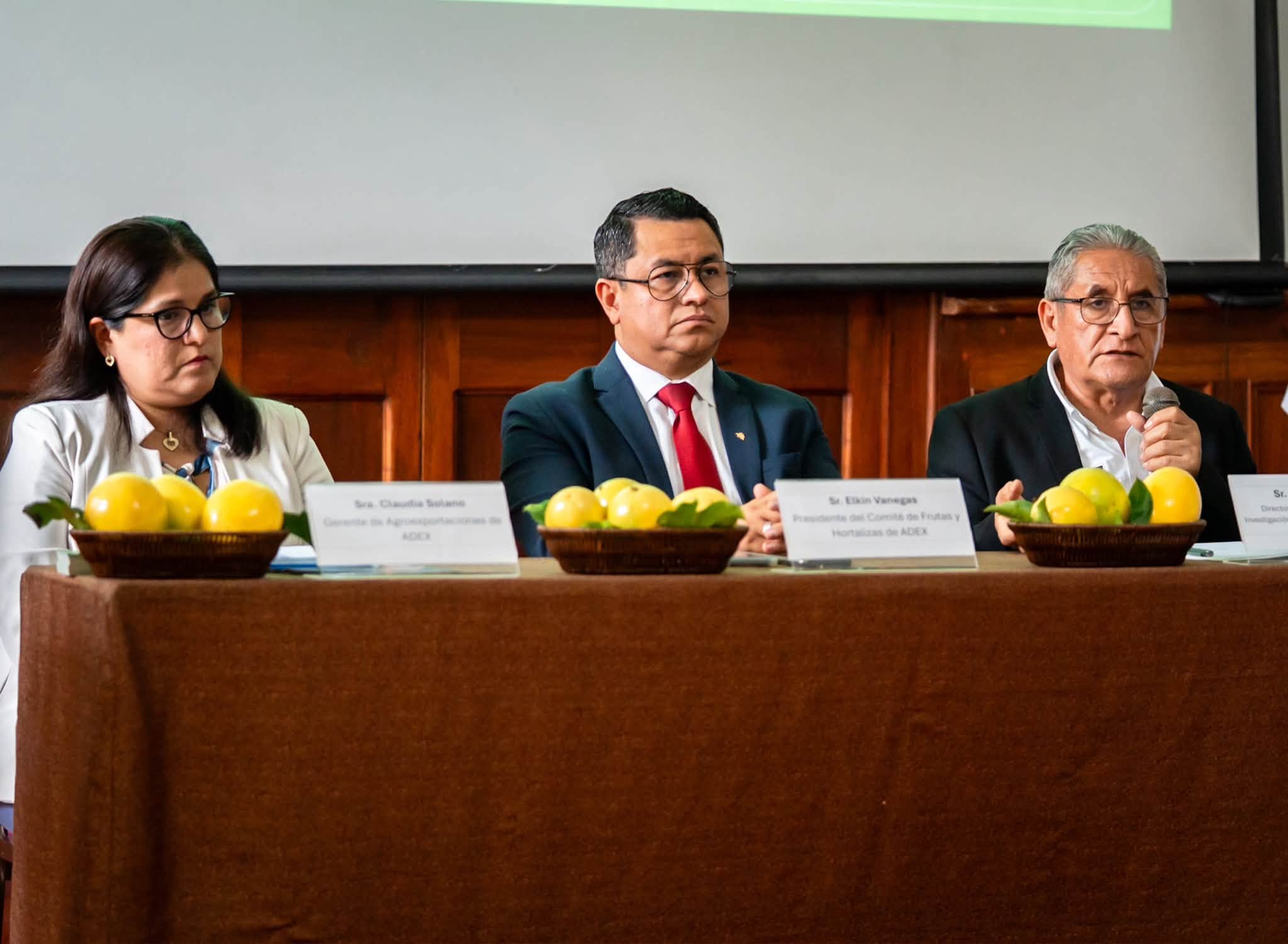 INIA y ADEX impulsan la innovación en la cadena de las pasifloras con congreso internacional en La Libertad