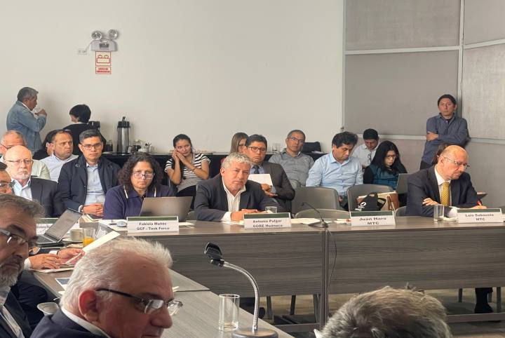 Gobierno Regional de Huánuco pide unidad para hacer realidad Ferrocarrill Chancay-Pucallpa.