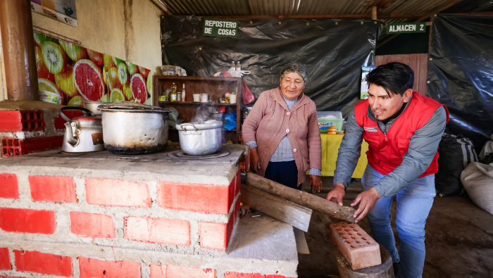 Yachachiq: los héroes rurales que guían a las familias hacia el crecimiento productivo en el campo