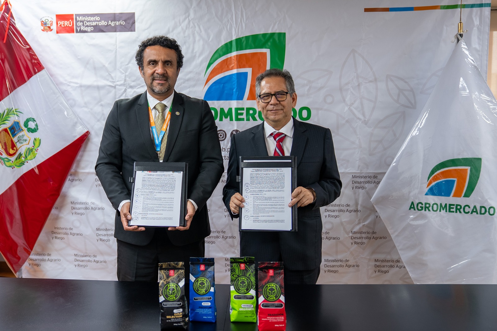 Agromercado y Central Café y Cacao articulan capacidades para impulsar la competitividad de productores y acceso a mercados