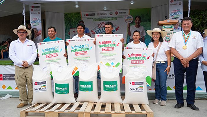 Gobierno entrega 8 mil títulos de propiedad y asegura compra de 2,364 toneladas de arroz en San Martín