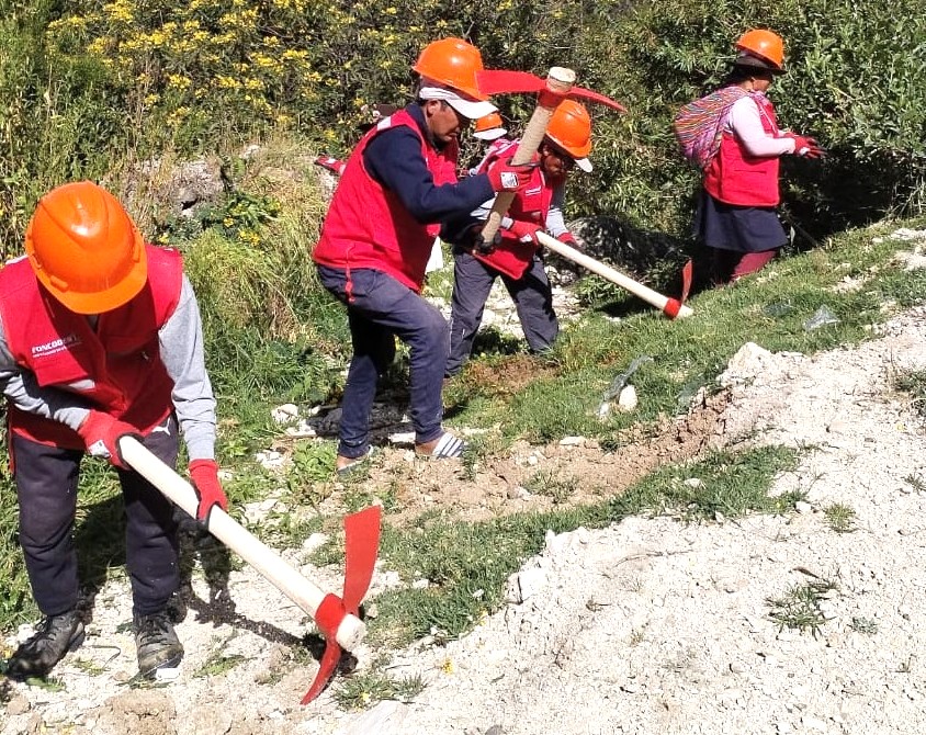 Ayacucho:  Foncodes interviene 400 kilómetros de caminos rurales y trochas carrozables para mejorar la conectividad de comunidades rurales