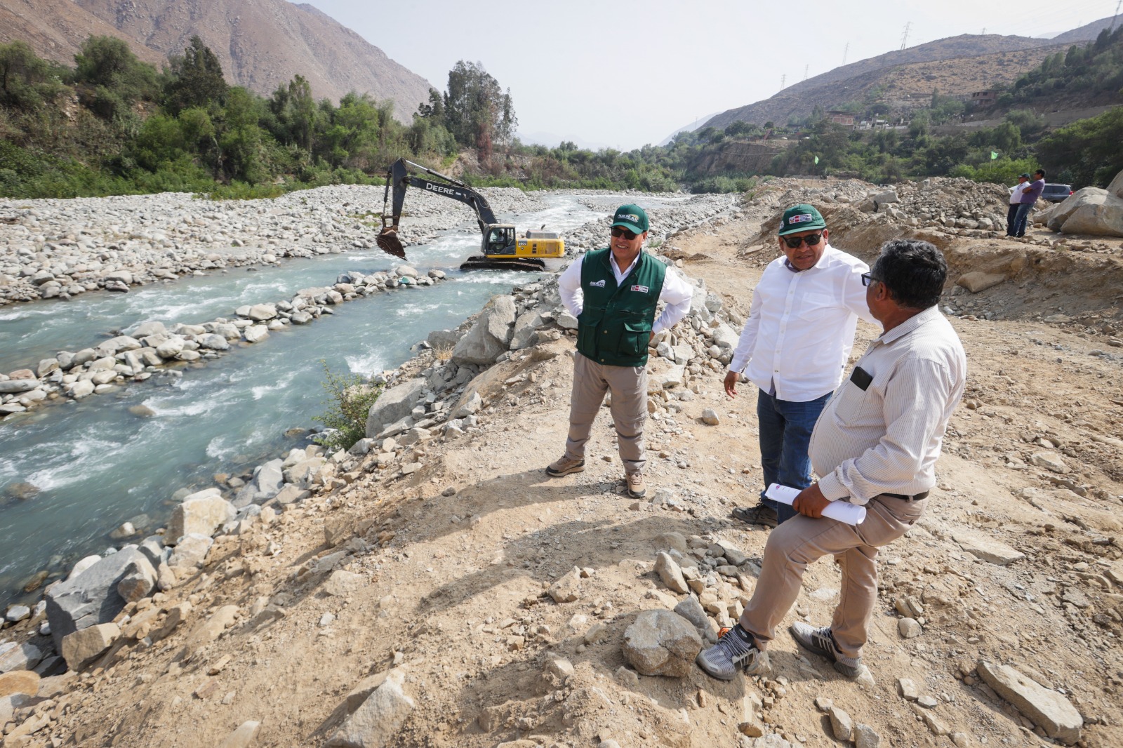 Agro Rural prioriza 49 puntos críticos en lima para proteger áreas agrícolas de lluvias intensas y posibles desbordes